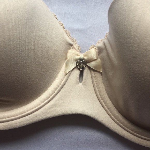Victoria’s Secret Nude Lined Demi Bra - Picture 2 of 5